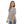 Laden Sie das Bild in den Galerie-Viewer, Frau mit Poppi& Streetwear T-Shirt in Grau von der Seite