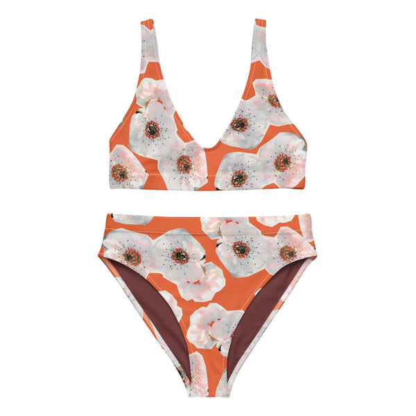 Orangener Bikini mit Kunstdruck flach von vorne